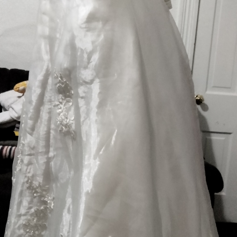 Satin Vintage Evening/ Bride Dress Wclutch - Picture 4 of 11